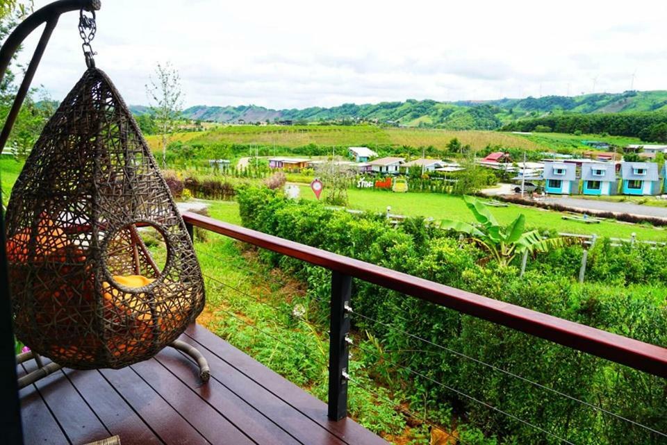 Kondee Cino Cafe & Glamping Hotel เขาค้อ ภายนอก รูปภาพ