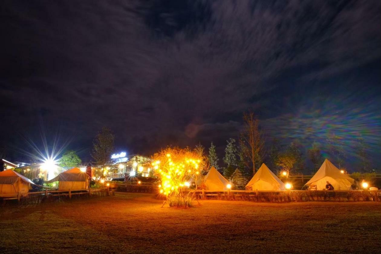 Kondee Cino Cafe & Glamping Hotel เขาค้อ ภายนอก รูปภาพ